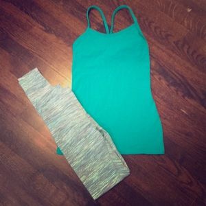 Lululemon power Y shirt